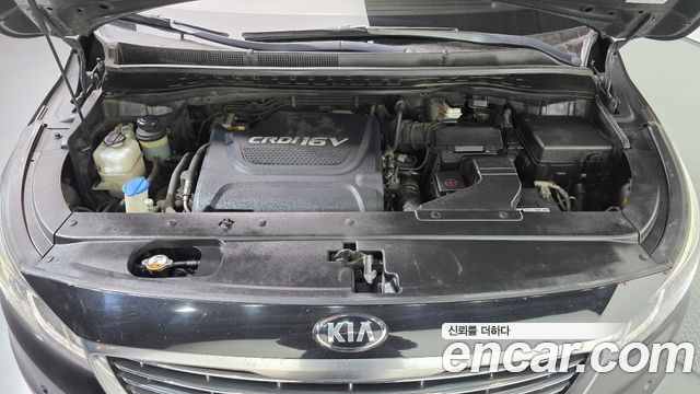 Kia Canival 2016 — photo 6