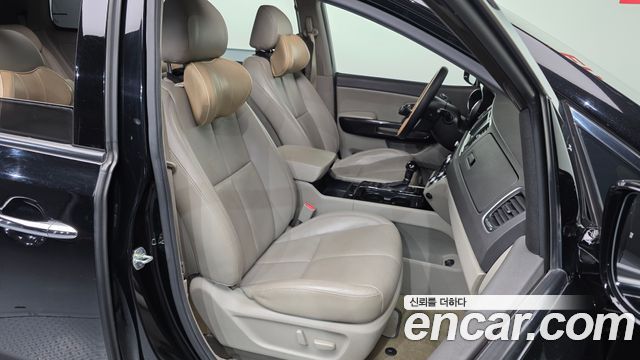 Kia Canival 2016 — photo 11