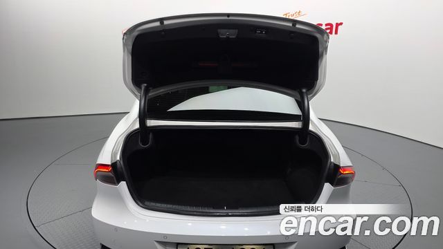 Hyundai Grandeur 2022 — photo 26