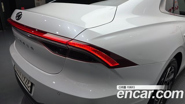 Hyundai Grandeur 2022 — photo 9