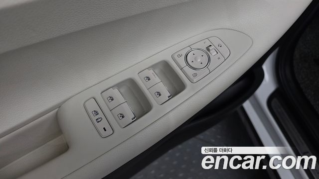 Hyundai Grandeur 2022 — photo 30