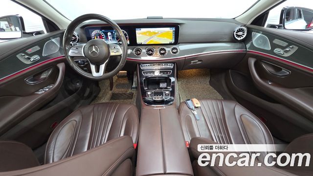 Mercedes-Benz CLS-Class 2020 — photo 10