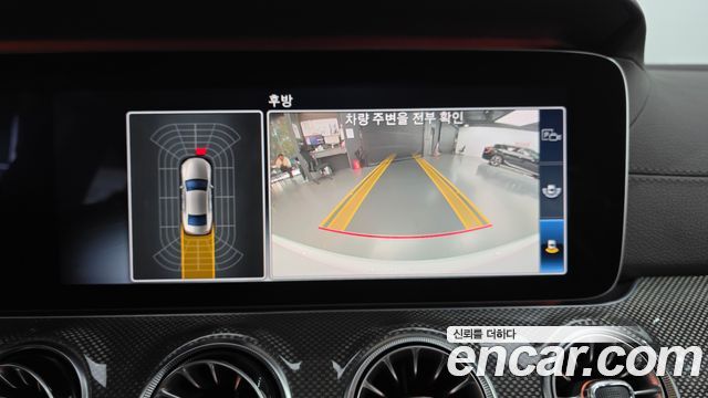 Mercedes-Benz CLS-Class 2020 — photo 21