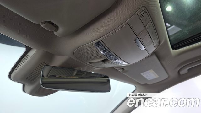 Mercedes-Benz CLS-Class 2020 — photo 26