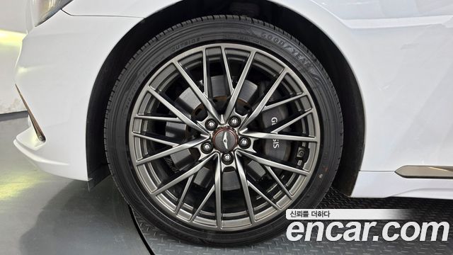 Genesis G80 2018 — photo 5