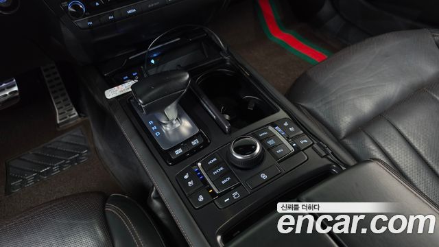 Genesis G80 2018 — photo 9