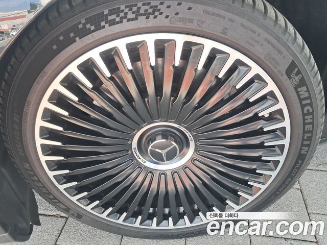 Mercedes-Benz EQS 2022 — photo 8