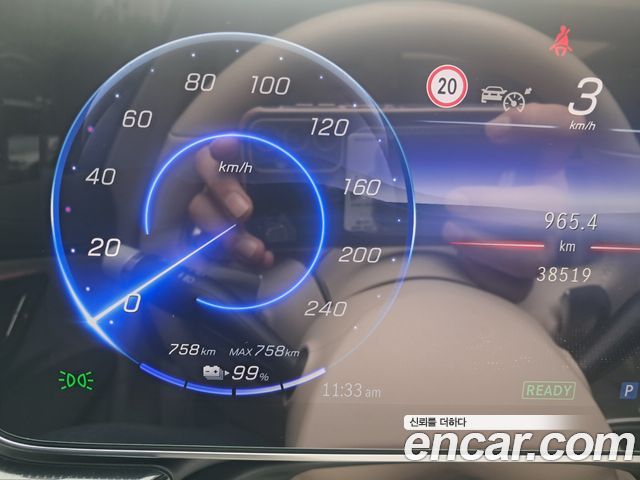 Mercedes-Benz EQS 2022 — photo 19