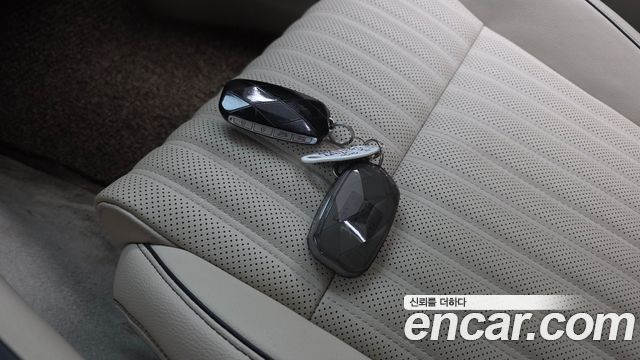Genesis G70 2024 — photo 22