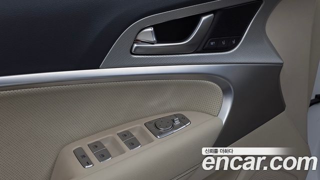Genesis G70 2024 — photo 25