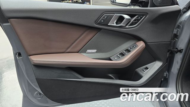 BMW 1-Series 2026 — photo 14