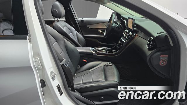 Mercedes-Benz C-Class 2016 — photo 11