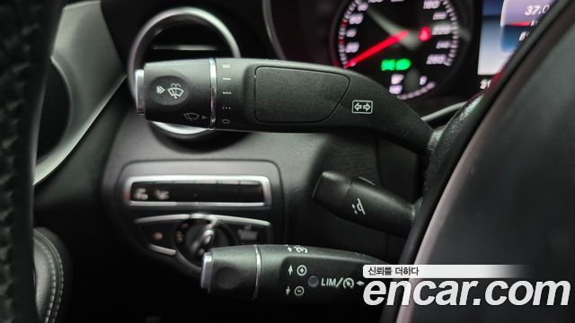 Mercedes-Benz C-Class 2016 — photo 16