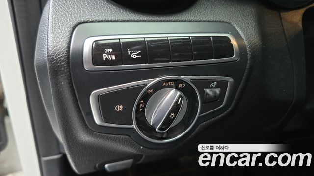 Mercedes-Benz C-Class 2016 — photo 18