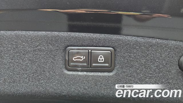 Kia K9 2023 — photo 23
