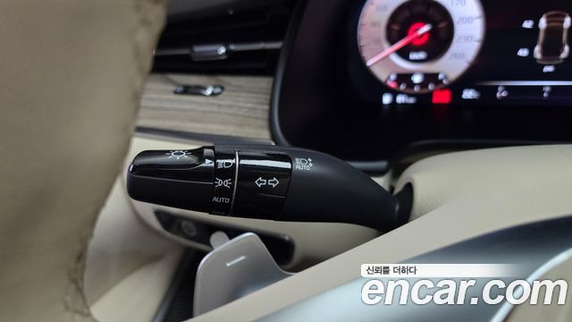 Kia K9 2023 — photo 27