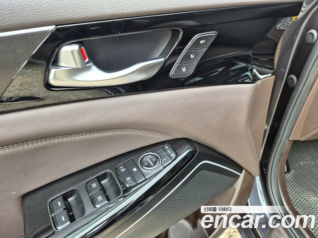 Kia K7 2017 — photo 6