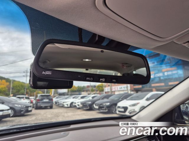 Kia K7 2017 — photo 12