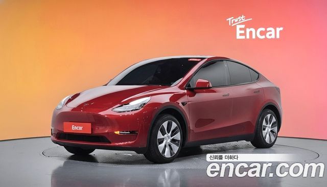 Tesla Model Y 2021 — photo 1