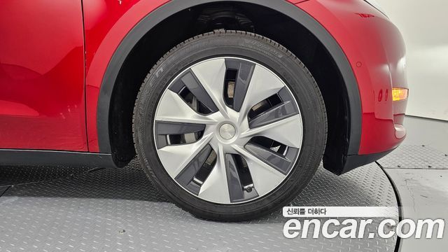 Tesla Model Y 2021 — photo 7