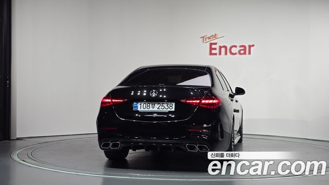 Mercedes-Benz C-Class 2024 — photo 4