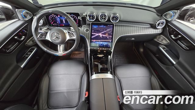 Mercedes-Benz C-Class 2024 — photo 10