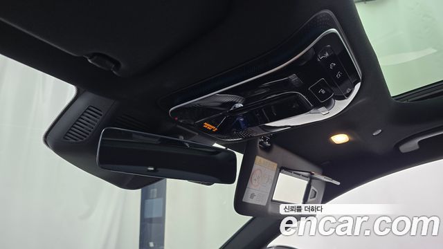 Mercedes-Benz C-Class 2024 — photo 26