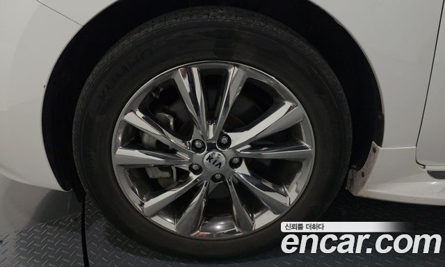 Kia Canival 2019 — photo 5
