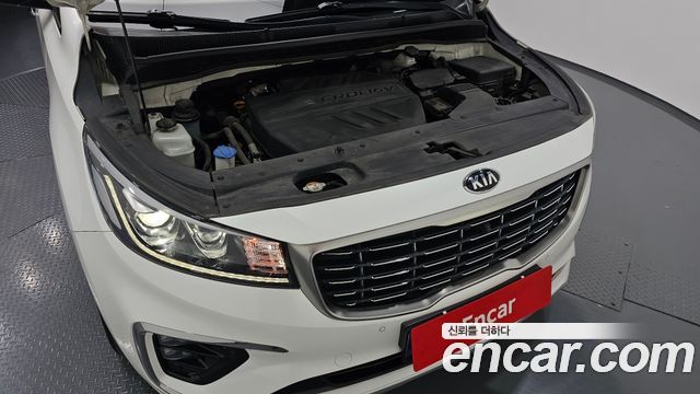 Kia Canival 2019 — photo 6