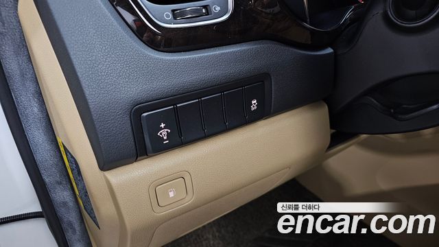 Kia Canival 2019 — photo 23