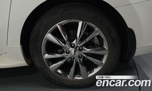 Kia Canival 2019 — photo 7