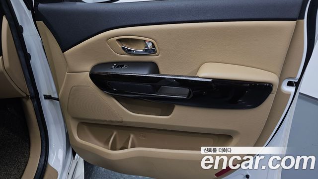Kia Canival 2019 — photo 15