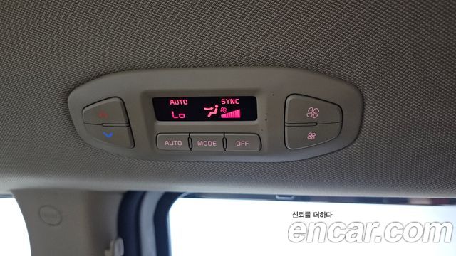 Kia Canival 2019 — photo 30