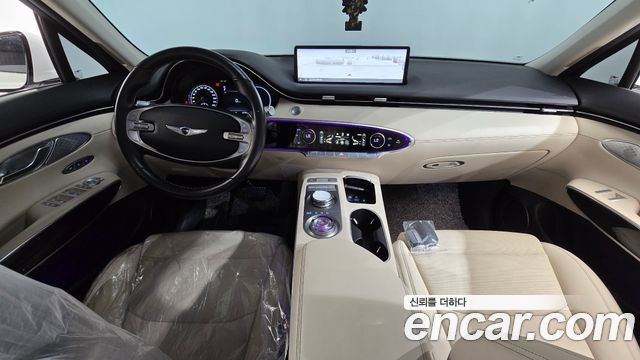 Genesis GV70 2022 — photo 10