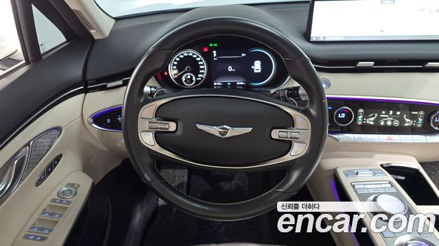 Genesis GV70 2022 — photo 19
