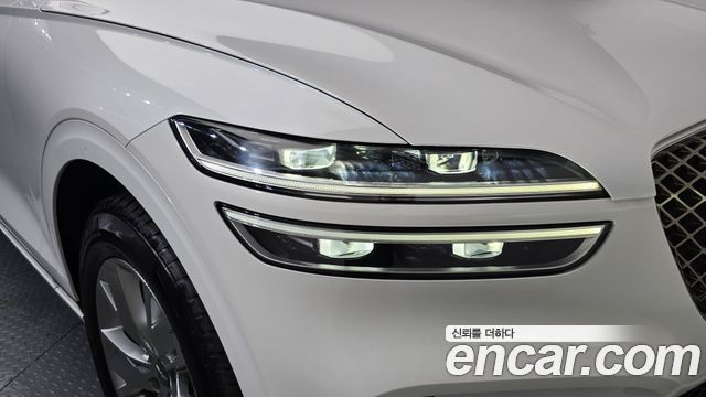 Genesis GV70 2022 — photo 8