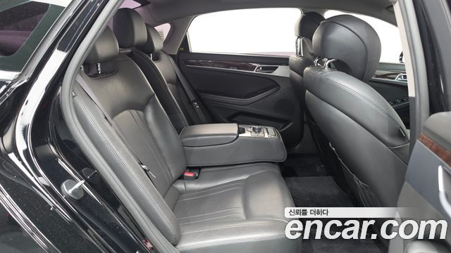 Hyundai Genesis 2016 — photo 17