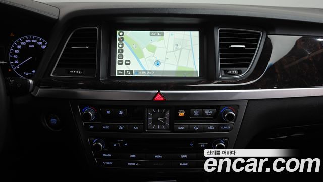 Hyundai Genesis 2016 — photo 19