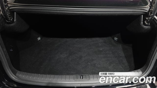 Hyundai Genesis 2016 — photo 24