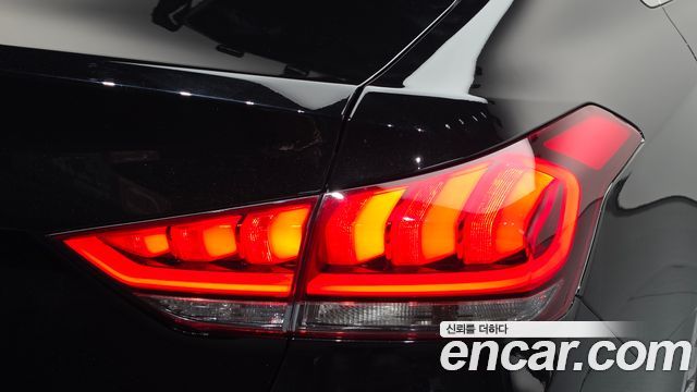 Hyundai Genesis 2016 — photo 9
