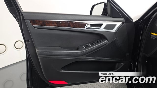 Hyundai Genesis 2016 — photo 14