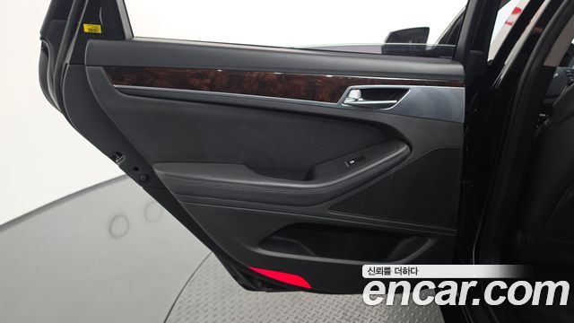 Hyundai Genesis 2016 — photo 15