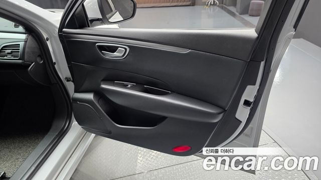Renault Korea SM6 2019 — photo 14