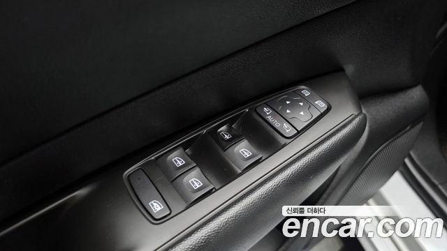 Renault Korea SM6 2019 — photo 28
