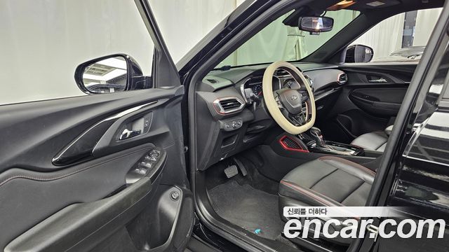 Chevrolet Korea Trailblazer 2021 — photo 13