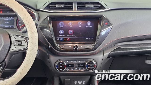 Chevrolet Korea Trailblazer 2021 — photo 26