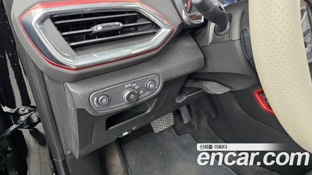 Chevrolet Korea Trailblazer 2021 — photo 28