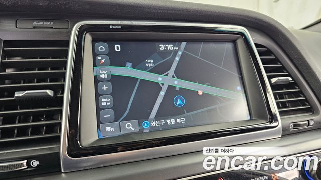 Hyundai Sonata 2019 — photo 25
