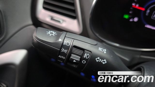 Hyundai Maxcruz 2016 — photo 28
