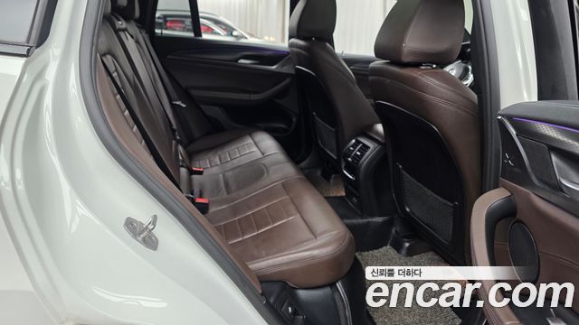 BMW X4 2021 — photo 17